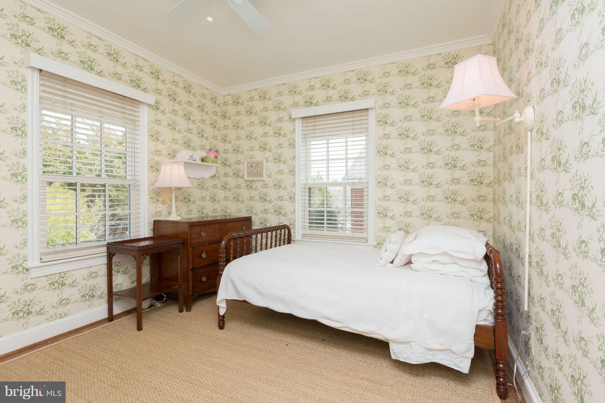4632 Reservoir Road Northwest Washington, DC 20007 - Photo 15 of 25 Bedroom
