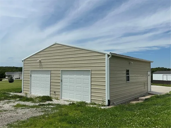 $359,999 | 27728 245th Street, Maryville, MO 64468