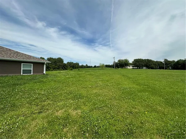 $359,999 | 27728 245th Street, Maryville, MO 64468