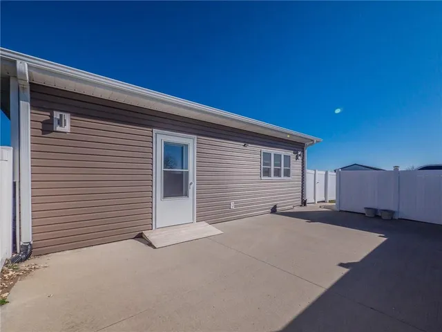 $369,999 | 27728 245th Street, Maryville, MO 64468