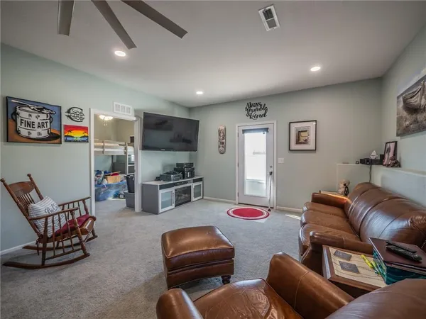 $359,999 | 27728 245th Street, Maryville, MO 64468