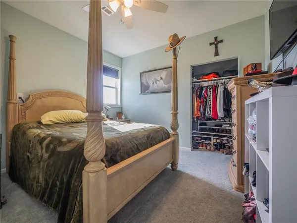 $359,999 | 27728 245th Street, Maryville, MO 64468