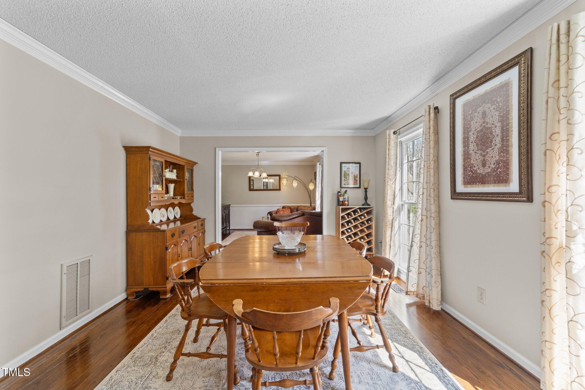 7021 Cedar Bend Court Raleigh, NC 27612 - Photo 5 of 41 5-web-or-mls-3D5A9653