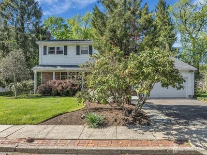 $939,000 | 147 Highland Avenue, Metuchen, NJ 08840