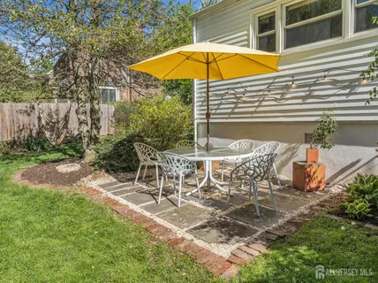 $939,000 | 147 Highland Avenue, Metuchen, NJ 08840