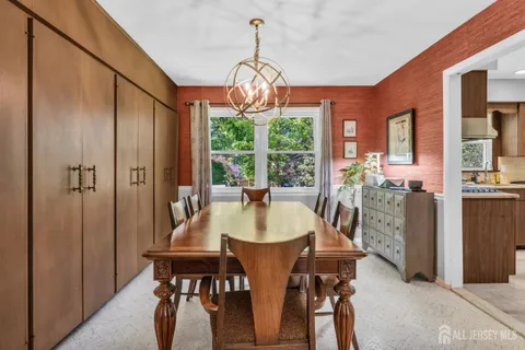 $939,000 | 147 Highland Avenue, Metuchen, NJ 08840