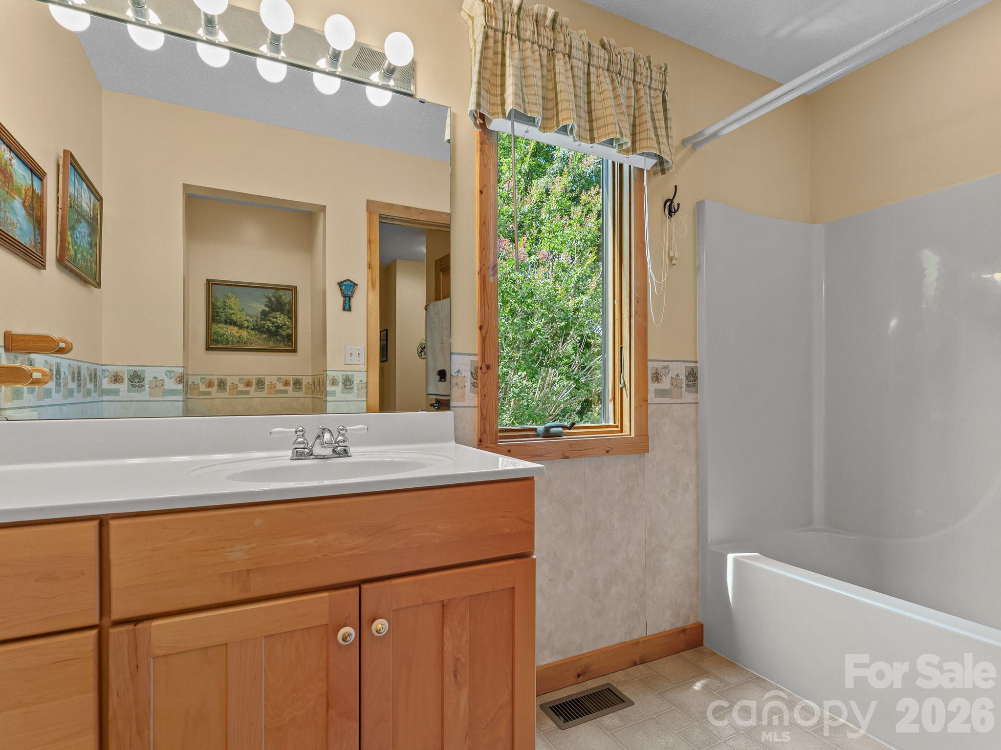 620 Thunder Road Brevard, NC 28712 - Photo 32 of 45 Gallery Image 32