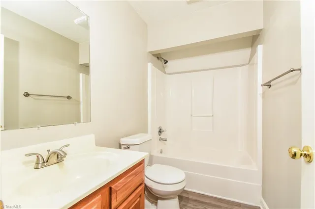 $1,905 | 397 Twin Valley Drive, Clemmons, NC 27012