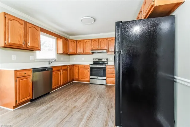 $1,905 | 397 Twin Valley Drive, Clemmons, NC 27012