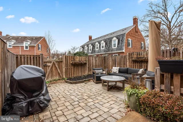 $535,000 | 3395 South Stafford Street, Unit A2, Arlington, VA 22206