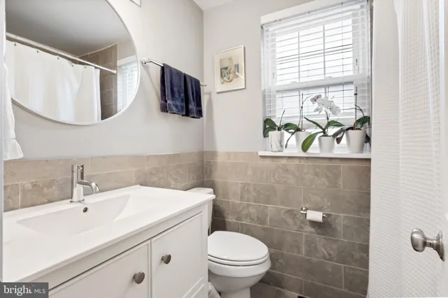 $535,000 | 3395 South Stafford Street, Unit A2, Arlington, VA 22206