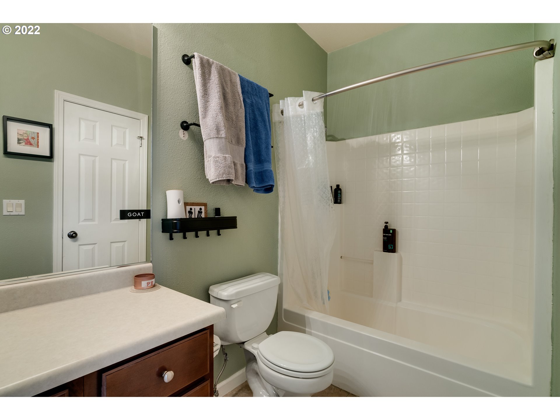 725 Springtree Lane West Linn, OR 97068 - Photo 18 of 31 Gallery Image 18