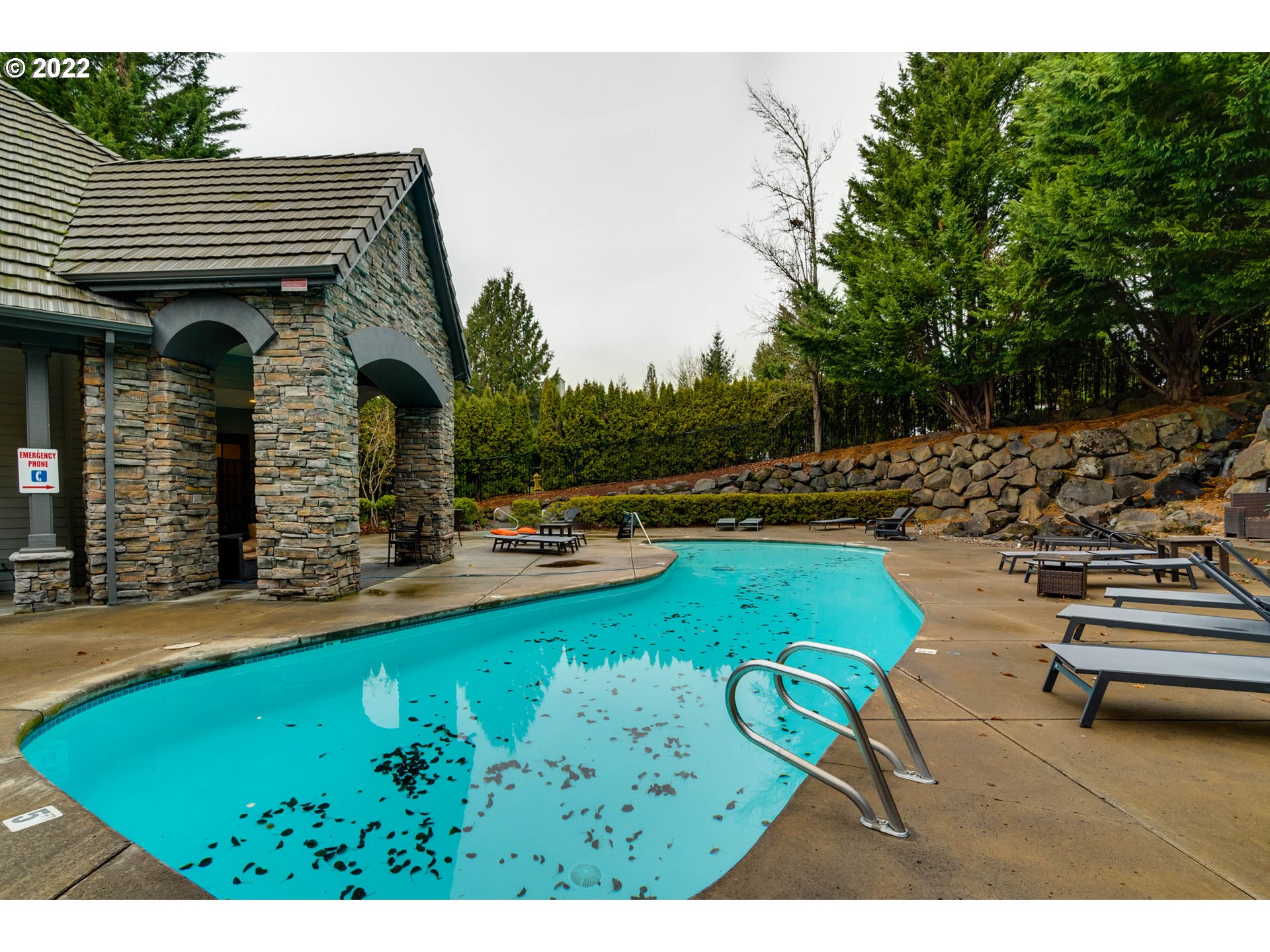 725 Springtree Lane West Linn, OR 97068 - Photo 25 of 31 Gallery Image 25
