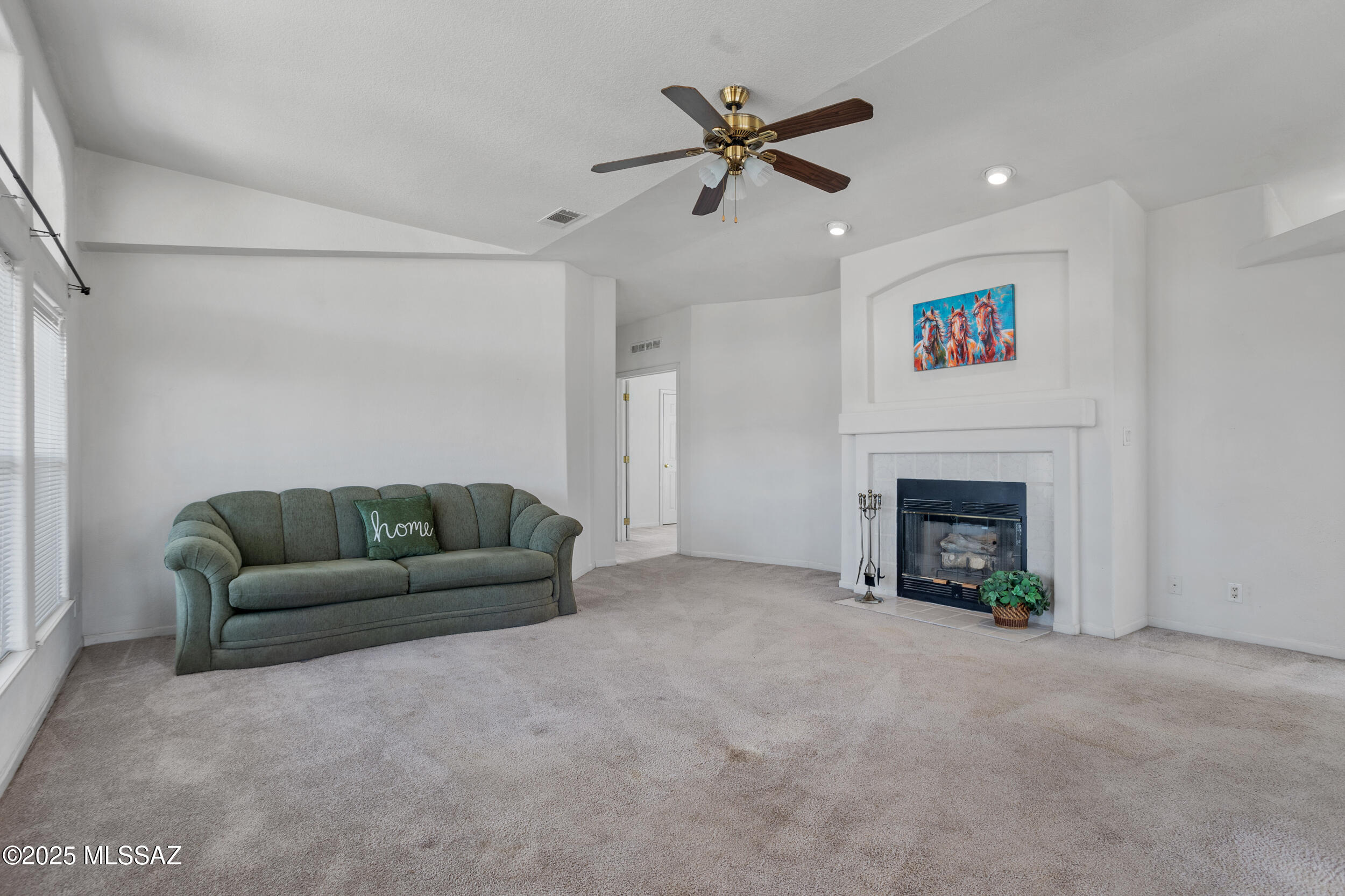 8720 North Sanders Road Tucson, AZ 85743 - Photo 6 of 42 Gallery Image 6