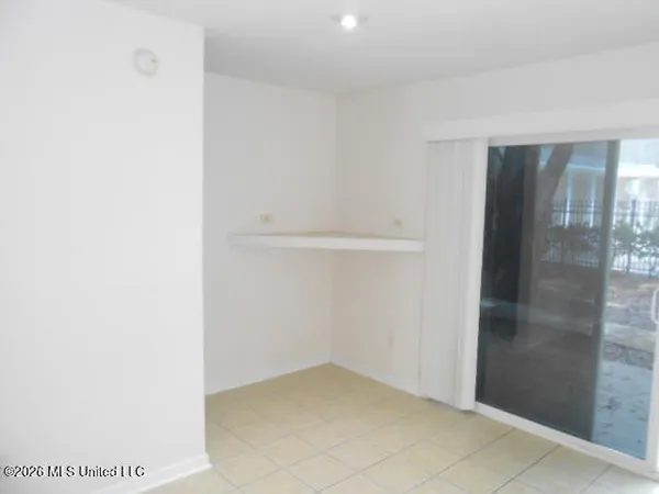 $129,500 | 3230 Cumberland Road, Unit 55, Ocean Springs, MS 39564