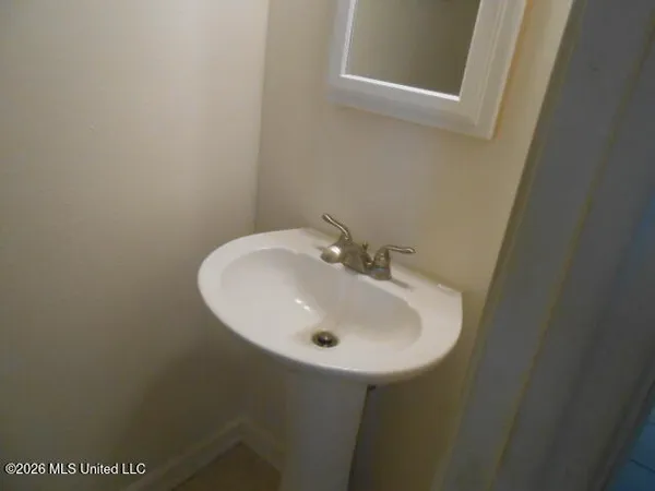 $129,500 | 3230 Cumberland Road, Unit 55, Ocean Springs, MS 39564