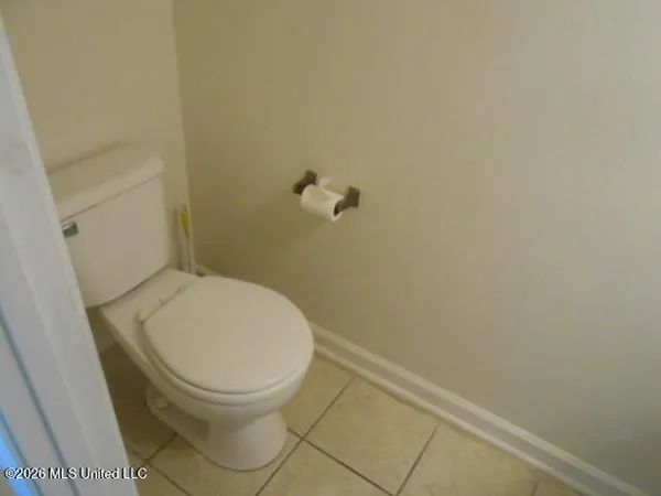 $129,500 | 3230 Cumberland Road, Unit 55, Ocean Springs, MS 39564