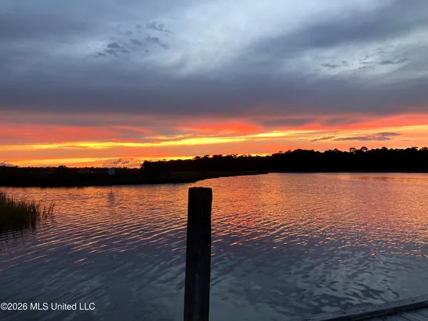 $129,500 | 3230 Cumberland Road, Unit 55, Ocean Springs, MS 39564