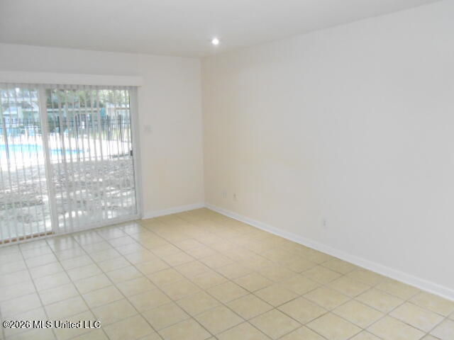 3230 Cumberland Road, Unit 55 Ocean Springs, MS 39564 - Photo 25 of 37 DSCN8321