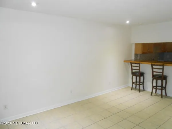 $129,500 | 3230 Cumberland Road, Unit 55, Ocean Springs, MS 39564