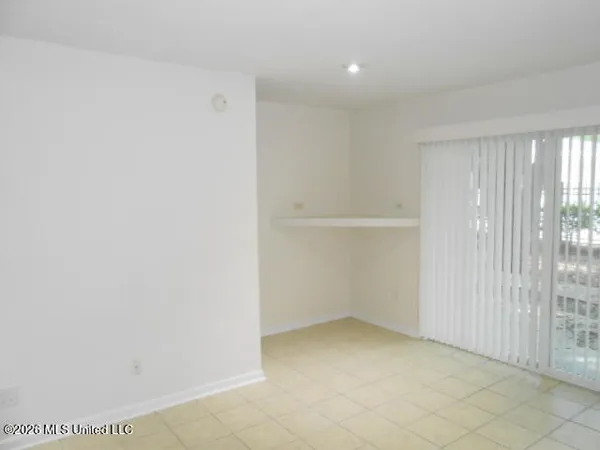 $129,500 | 3230 Cumberland Road, Unit 55, Ocean Springs, MS 39564