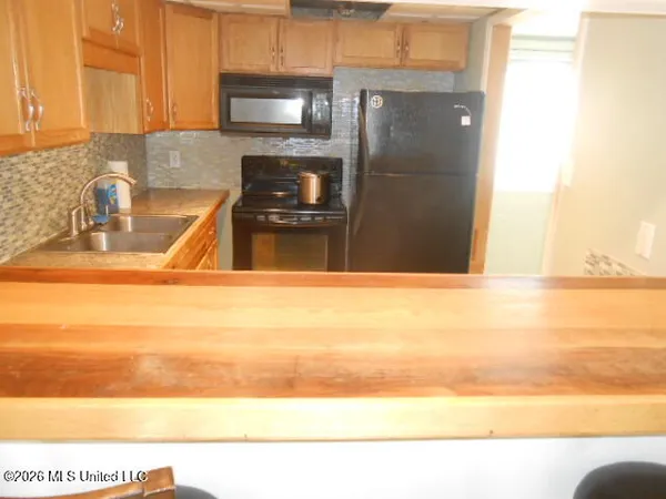 $129,500 | 3230 Cumberland Road, Unit 55, Ocean Springs, MS 39564