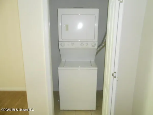 $129,500 | 3230 Cumberland Road, Unit 55, Ocean Springs, MS 39564