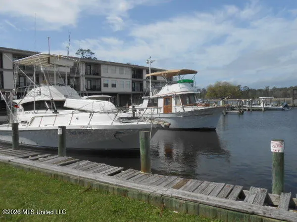 $129,500 | 3230 Cumberland Road, Unit 55, Ocean Springs, MS 39564