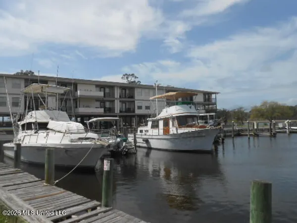 $129,500 | 3230 Cumberland Road, Unit 55, Ocean Springs, MS 39564