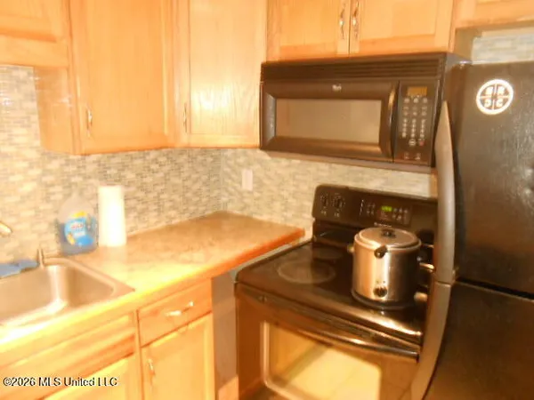 $129,500 | 3230 Cumberland Road, Unit 55, Ocean Springs, MS 39564