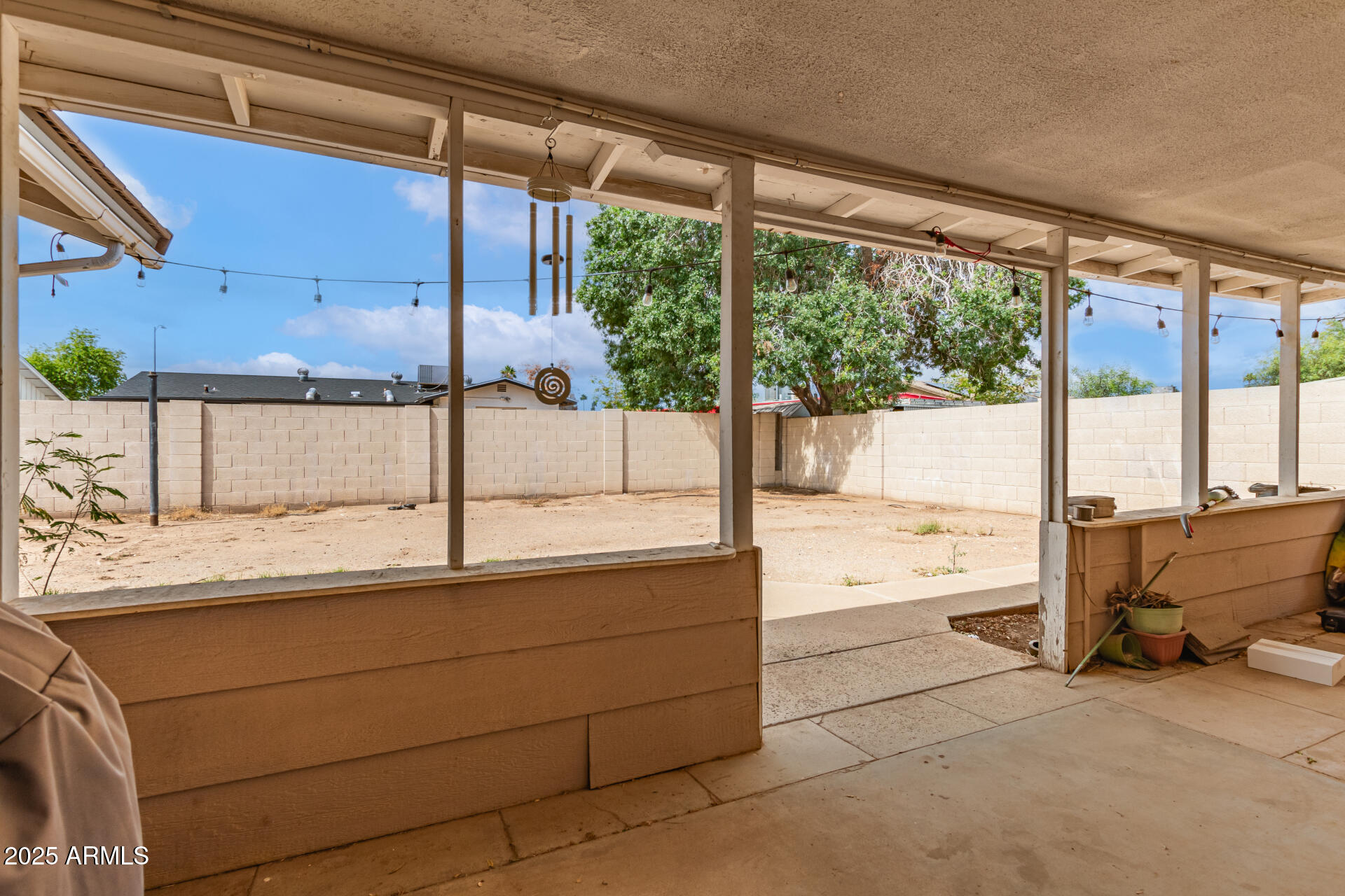 6426 West Lamar Road Glendale, AZ 85301 - Photo 23 of 26 Large covered patio