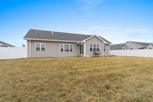 $514,900 | 1748 Bridge Port Circle, De Pere, WI 54115
