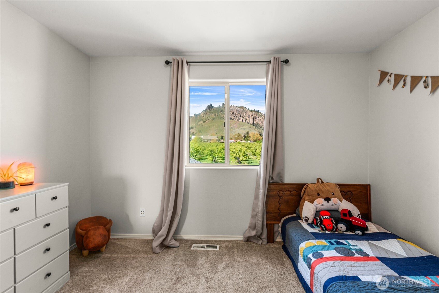 1631 Fuller Street Wenatchee, WA 98801 - Photo 27 of 37