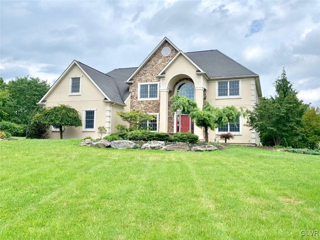 14 Country Road Northampton, PA 18067 - Photo 1 of 14 Gallery Image 1