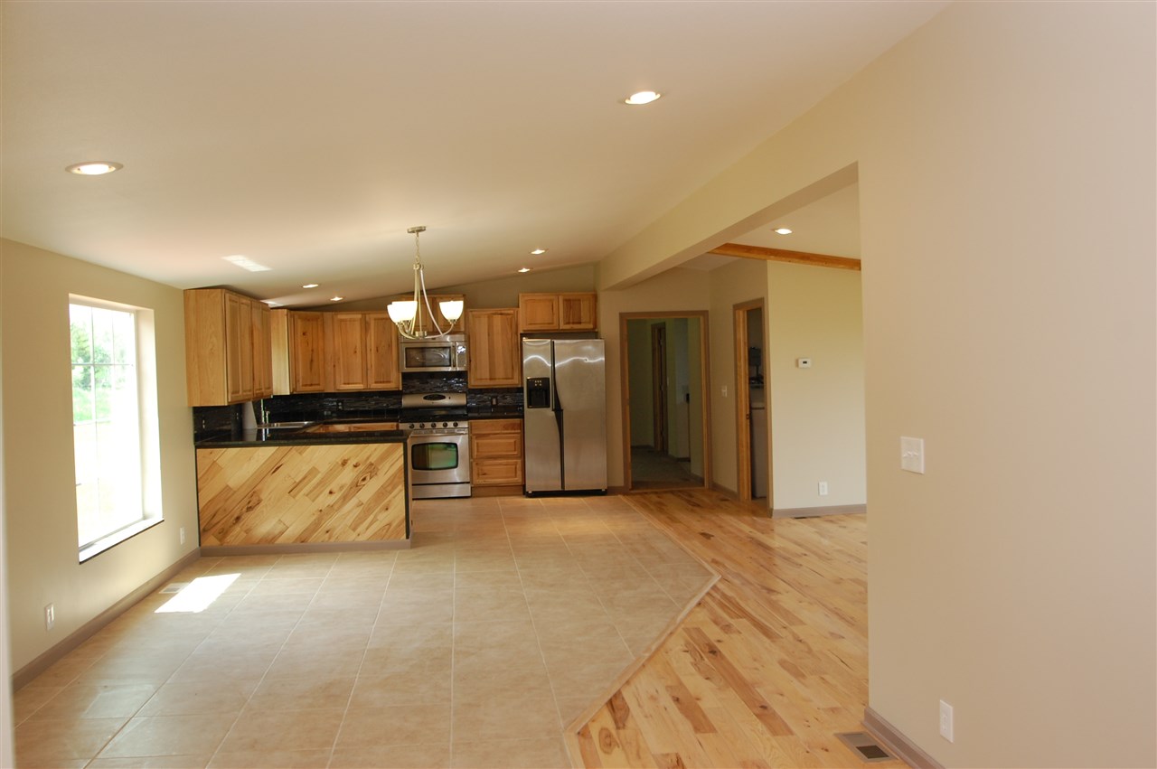 4875 Weaver Road Prescott, MI 48756 - Photo 5 of 24 1846055-4.JPG