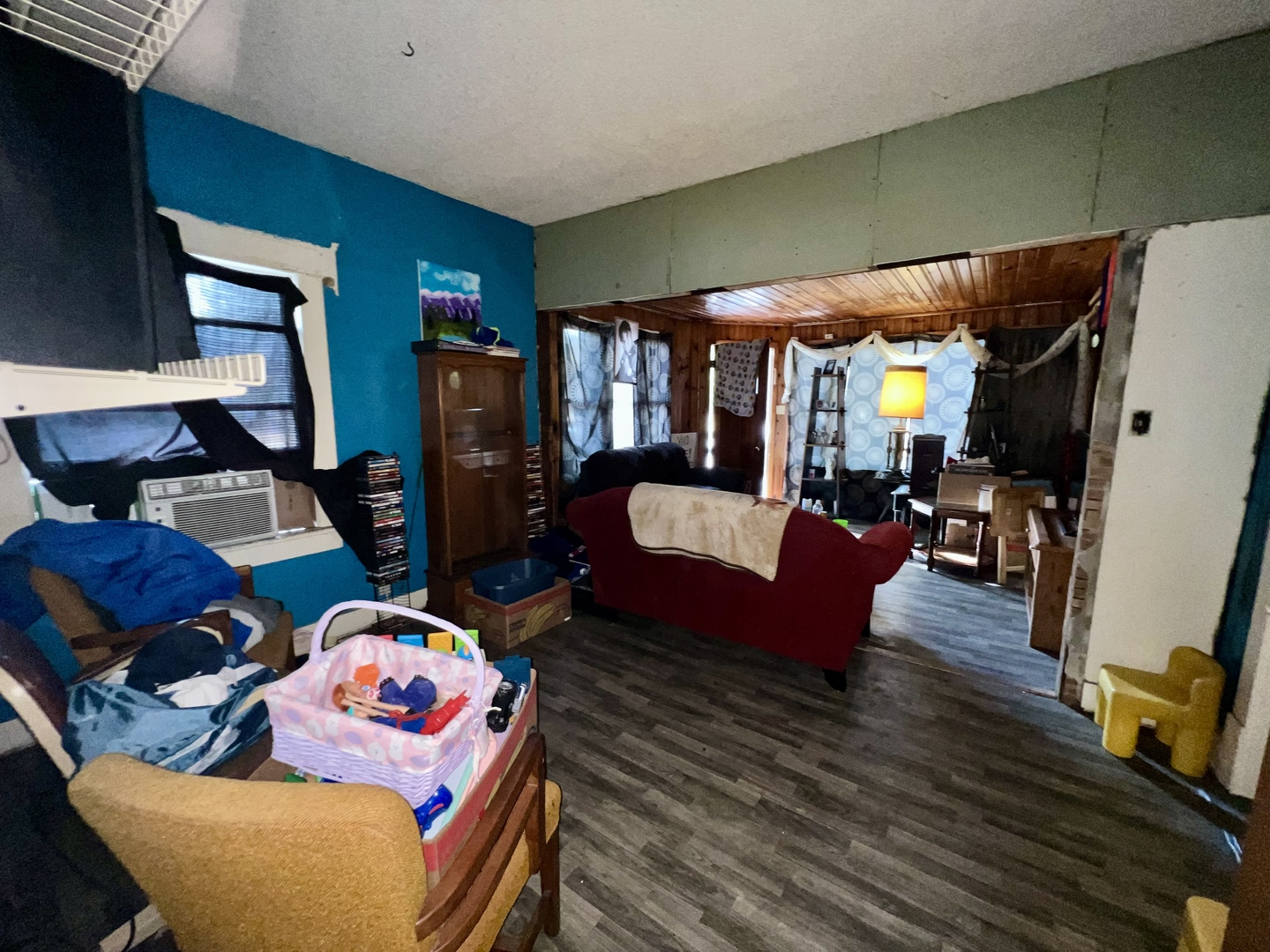514 West Harrison Street Villa Grove, IL 61956 - Photo 6 of 21 a living room with furniture and wooden floor