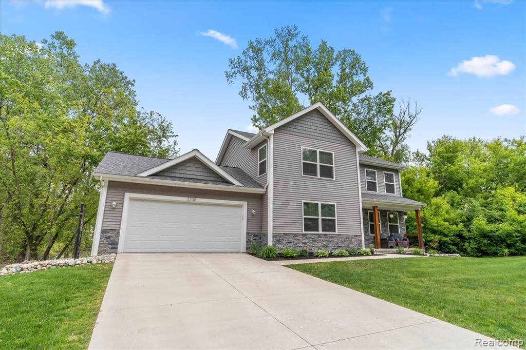 2230 Briar Ridge Wolverine Lake, MI 48390 - Photo 2 of 44