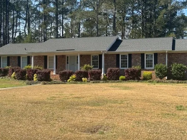 $399,900 | 109 Mason Drive, Cheraw, SC 29520