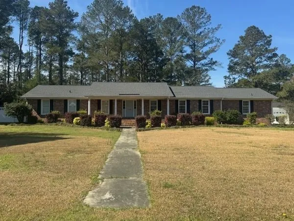 $399,900 | 109 Mason Drive, Cheraw, SC 29520