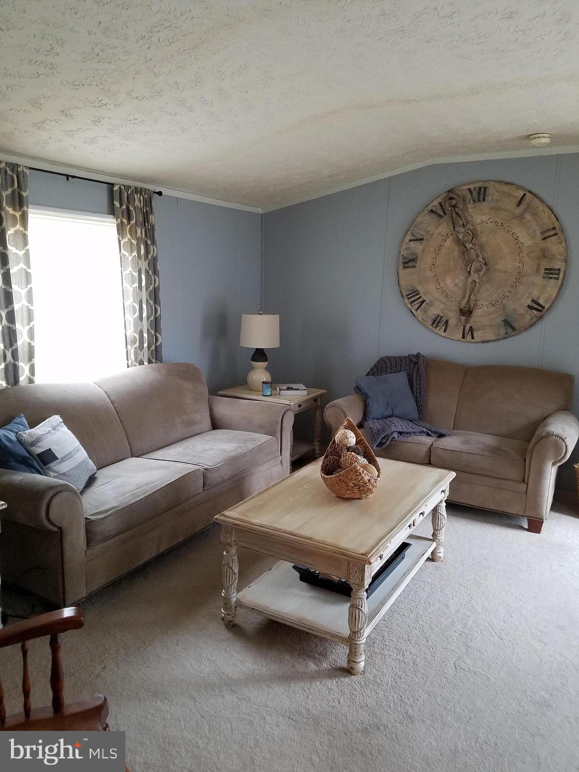 23 Earl Lane Lititz, PA 17543 - Photo 3 of 13 Gallery Image 3