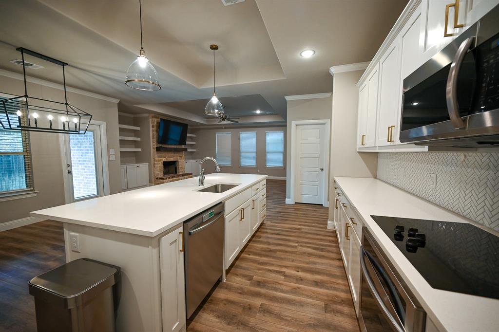 3009 West Wind Court Decatur, TX 76234 - Photo 3 of 19