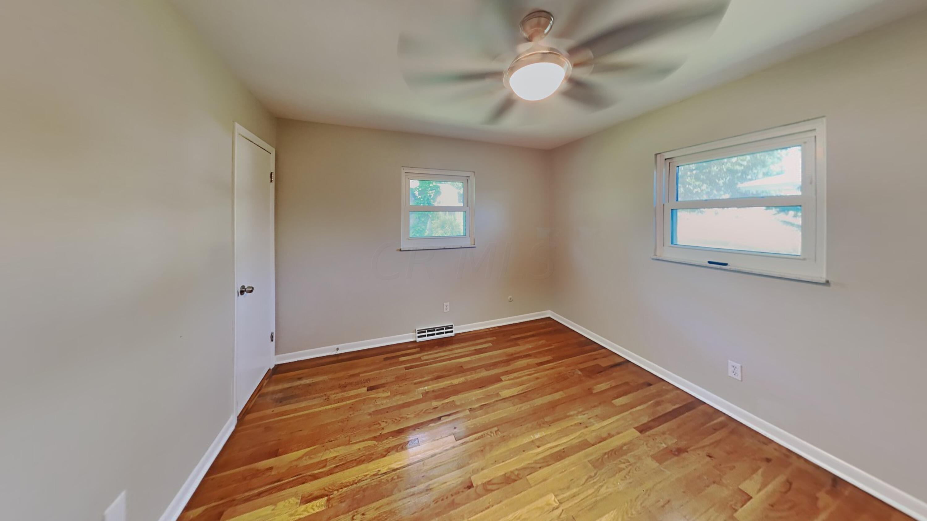 5371 Poplarwood Road Columbus, OH 43229 - Photo 9 of 18 7_Image_BirLnZbSIH