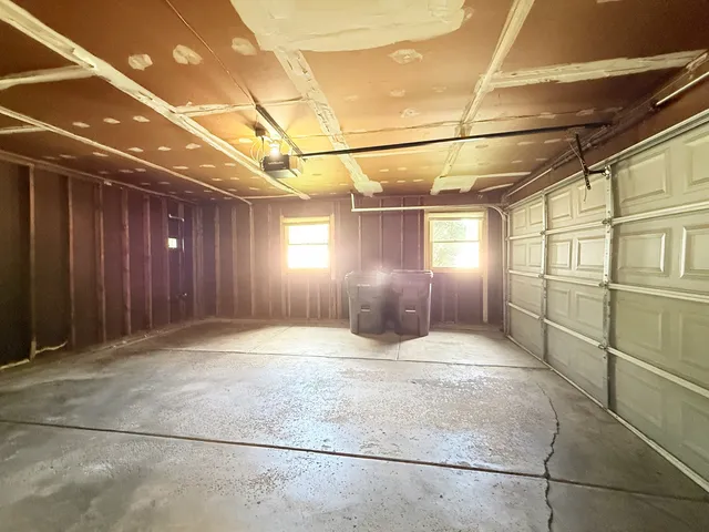 $226,000 | 2711 Larkspur Lane, Hazel Crest, IL 60429