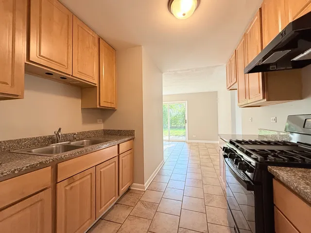 $226,000 | 2711 Larkspur Lane, Hazel Crest, IL 60429