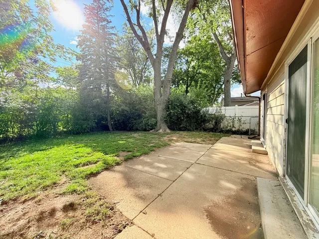 $226,000 | 2711 Larkspur Lane, Hazel Crest, IL 60429