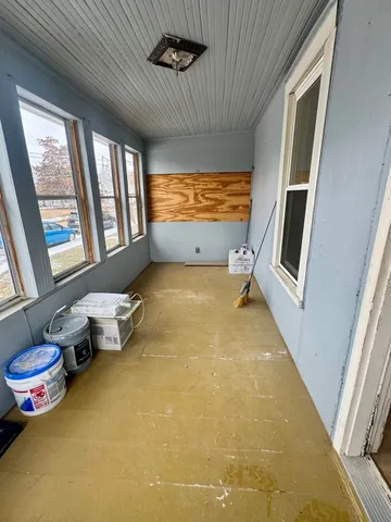 $49,900 | 1408 3rd Avenue, Sterling, IL 61081