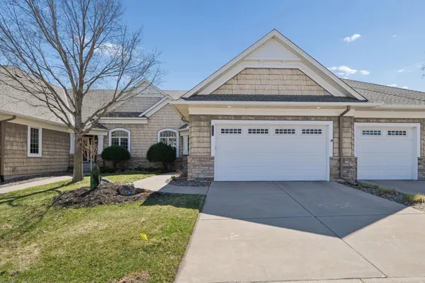 $899,000 | 10100 Indigo Drive, Eden Prairie, MN 55347