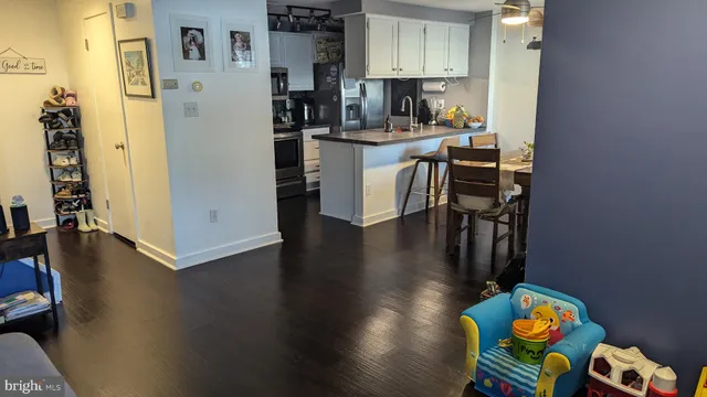 $385,000 | 9506 Tunstall Place, Montgomery Village, MD 20886