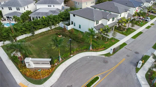 $7,500 | 1419 Southwest 23rd Street, Fort Lauderdale, FL 33315