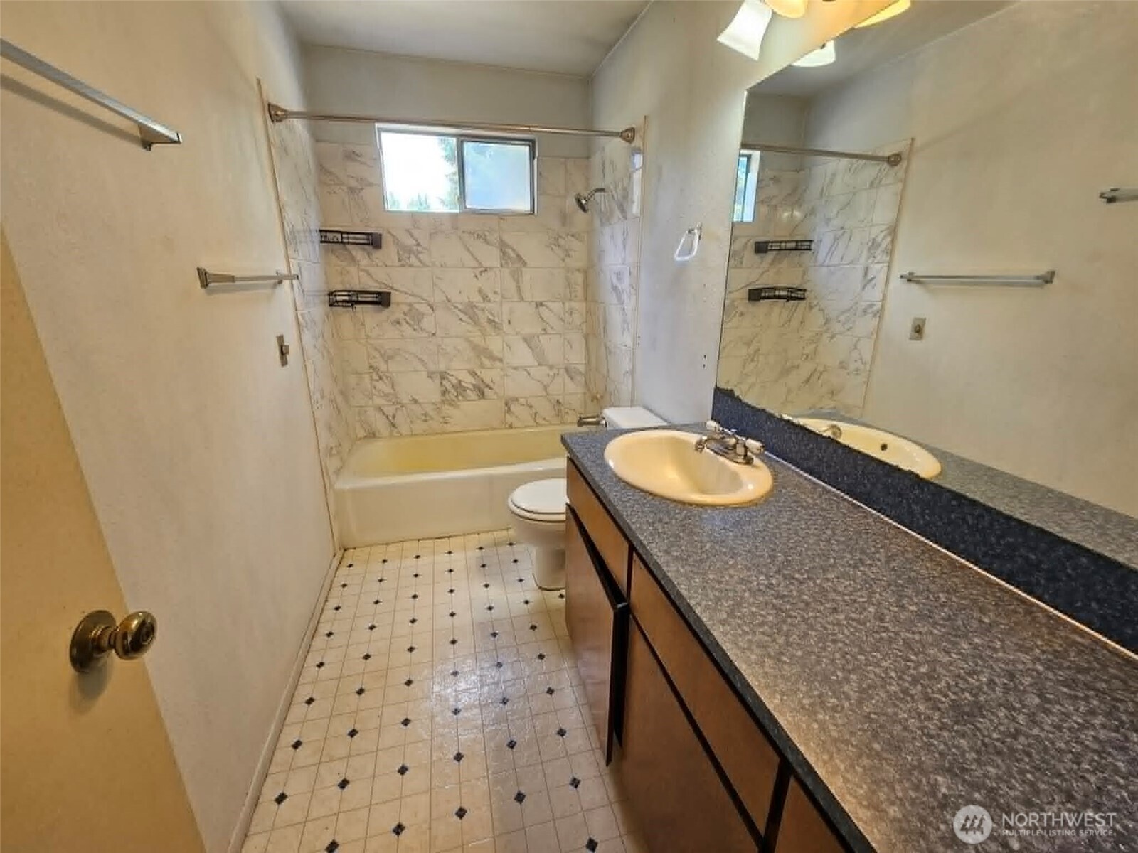 1711 Southeast Binns Swiger Loop Road Shelton, WA 98584 - Photo 6 of 11